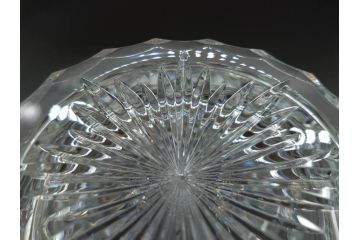 フランス　Baccarat　バカラ　特別限定　希少　1989-5/80　きらめく上品なカットが美しいビアマグ(フルレッドクリスタルガラス、ジョッキ、グラス、ケース付き、証明書付き)(R-077068)