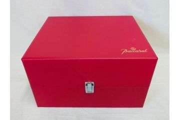 フランス　Baccarat　バカラ　特別限定　希少　1989-5/80　きらめく上品なカットが美しいビアマグ(フルレッドクリスタルガラス、ジョッキ、グラス、ケース付き、証明書付き)(R-077068)