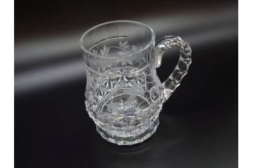 フランス　Baccarat　バカラ　特別限定　希少　1989-6/80　きらめく上品なカットが美しいビアマグ(フルレッドクリスタルガラス、ジョッキ、グラス、ケース付き、証明書付き)(R-077069)