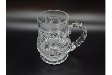 フランス　Baccarat　バカラ　特別限定　希少　1989-6/80　きらめく上品なカットが美しいビアマグ(フルレッドクリスタルガラス、ジョッキ、グラス、ケース付き、証明書付き)(R-077069)