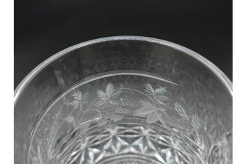 フランス　Baccarat　バカラ　特別限定　希少　1989-6/80　きらめく上品なカットが美しいビアマグ(フルレッドクリスタルガラス、ジョッキ、グラス、ケース付き、証明書付き)(R-077069)