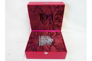 フランス　Baccarat　バカラ　特別限定　希少　1989-7/80　きらめく上品なカットが美しいビアマグ(フルレッドクリスタルガラス、ジョッキ、グラス、ケース付き、証明書付き)(R-077070)