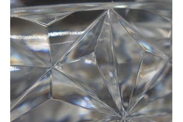 フランス　Baccarat　バカラ　特別限定　希少　1989-7/80　きらめく上品なカットが美しいビアマグ(フルレッドクリスタルガラス、ジョッキ、グラス、ケース付き、証明書付き)(R-077070)