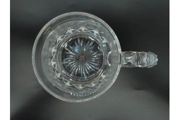 フランス　Baccarat　バカラ　特別限定　希少　1989-7/80　きらめく上品なカットが美しいビアマグ(フルレッドクリスタルガラス、ジョッキ、グラス、ケース付き、証明書付き)(R-077070)