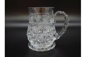 フランス　Baccarat　バカラ　特別限定　希少　1989-8/80　きらめく上品なカットが美しいビアマグ(フルレッドクリスタルガラス、ジョッキ、グラス、ケース付き、証明書なし)(R-077071)