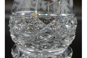フランス　Baccarat　バカラ　特別限定　希少　1989-8/80　きらめく上品なカットが美しいビアマグ(フルレッドクリスタルガラス、ジョッキ、グラス、ケース付き、証明書なし)(R-077071)