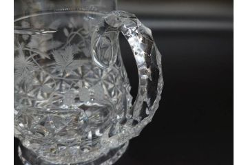 フランス　Baccarat　バカラ　特別限定　希少　1989-8/80　きらめく上品なカットが美しいビアマグ(フルレッドクリスタルガラス、ジョッキ、グラス、ケース付き、証明書なし)(R-077071)