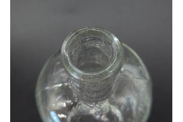 大正〜昭和初期　様々な用途に使える小瓶5個セット(気泡、ガラスビン、硝子、ボトル、薬瓶、花瓶、花入れ、花器)(R-077073)
