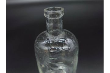 大正〜昭和初期　様々な用途に使える小瓶5個セット(気泡、ガラスビン、硝子、ボトル、薬瓶、花瓶、花入れ、花器)(R-077073)