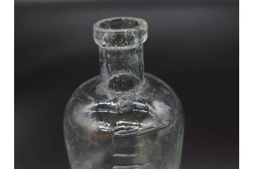 大正〜昭和初期　様々な用途に使える小瓶5個セット(気泡、ガラスビン、硝子、ボトル、薬瓶、花瓶、花入れ、花器)(R-077073)