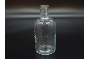 大正〜昭和初期　様々な用途に使える小瓶5個セット(気泡、ガラスビン、硝子、ボトル、薬瓶、花瓶、花入れ、花器)(R-077081)