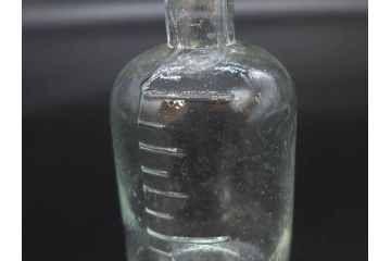 大正〜昭和初期　様々な用途に使える小瓶5個セット(気泡、ガラスビン、硝子、ボトル、薬瓶、花瓶、花入れ、花器)(R-077081)
