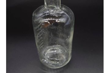 大正〜昭和初期　様々な用途に使える小瓶5個セット(気泡、ガラスビン、硝子、ボトル、薬瓶、花瓶、花入れ、花器)(R-077083)
