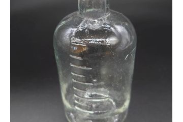 大正〜昭和初期　様々な用途に使える小瓶5個セット(気泡、ガラスビン、硝子、ボトル、薬瓶、花瓶、花入れ、花器)(R-077084)