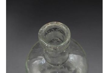 大正〜昭和初期　様々な用途に使える小瓶5個セット(気泡、ガラスビン、硝子、ボトル、薬瓶、花瓶、花入れ、花器)(R-077084)