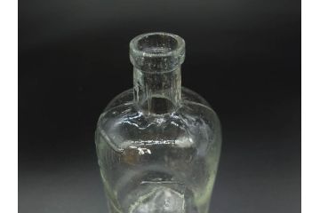 大正〜昭和初期　様々な用途に使える小瓶5個セット(気泡、ガラスビン、硝子、ボトル、薬瓶、花瓶、花入れ、花器)(R-077085)