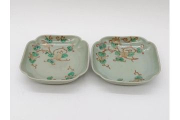 江戸期　古伊万里　青磁　金彩　蔦文　約18cm　6寸　金彩が上品なアクセントになる変形皿2枚セット(六寸、中皿、和食器、和皿)(R-077090)