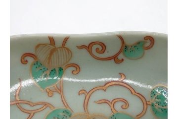江戸期　古伊万里　青磁　金彩　蔦文　約18cm　6寸　金彩が上品なアクセントになる変形皿2枚セット(六寸、中皿、和食器、和皿)(R-077090)