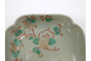 江戸期　古伊万里　青磁　金彩　蔦文　約18cm　6寸　金彩が上品なアクセントになる変形皿2枚セット(六寸、中皿、和食器、和皿)(R-077090)