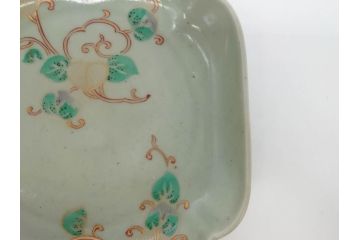 江戸期　古伊万里　青磁　金彩　蔦文　約18cm　6寸　金彩が上品なアクセントになる変形皿2枚セット(六寸、中皿、和食器、和皿)(R-077090)