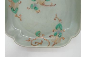 江戸期　古伊万里　青磁　金彩　蔦文　約18cm　6寸　金彩が上品なアクセントになる変形皿2枚セット(六寸、中皿、和食器、和皿)(R-077090)