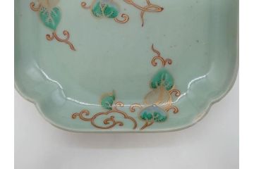 江戸期　古伊万里　青磁　金彩　蔦文　約18cm　6寸　金彩が上品なアクセントになる変形皿3枚セット(六寸、中皿、和食器、和皿)(R-077091)