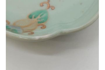 江戸期　古伊万里　青磁　金彩　蔦文　約18cm　6寸　金彩が上品なアクセントになる変形皿3枚セット(六寸、中皿、和食器、和皿)(R-077091)
