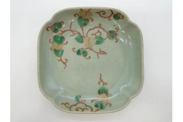 江戸期　古伊万里　青磁　金彩　蔦文　約18cm　6寸　金彩が上品なアクセントになる変形皿3枚セット(六寸、中皿、和食器、和皿)(R-077091)