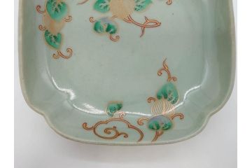 江戸期　古伊万里　青磁　金彩　蔦文　約18cm　6寸　金彩が上品なアクセントになる変形皿3枚セット(六寸、中皿、和食器、和皿)(R-077091)