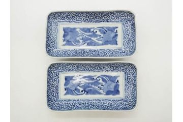 江戸期　古伊万里　染付　冨貴長春　約21cm　7.1寸　牡丹蛸唐草文　細やかで力強く描かれた文様が魅力的な長皿2枚セット(七寸一分、和食器、和皿)(R-077092)