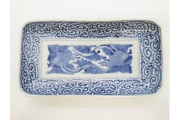 江戸期　古伊万里　染付　冨貴長春　約21cm　7.1寸　牡丹蛸唐草文　細やかで力強く描かれた文様が魅力的な長皿2枚セット(七寸一分、和食器、和皿)(R-077092)