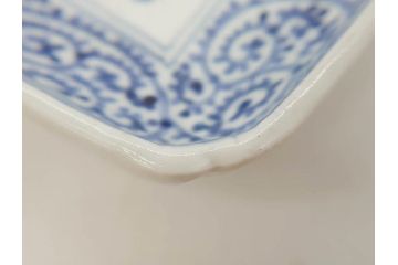 江戸期　古伊万里　染付　冨貴長春　約21cm　7.1寸　牡丹蛸唐草文　細やかで力強く描かれた文様が魅力的な長皿2枚セット(七寸一分、和食器、和皿)(R-077092)