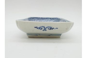 江戸期　古伊万里　染付　冨貴長春　約21cm　7.1寸　牡丹蛸唐草文　細やかで力強く描かれた文様が魅力的な長皿2枚セット(七寸一分、和食器、和皿)(R-077092)