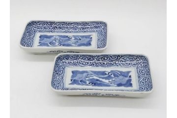 江戸期　古伊万里　染付　冨貴長春　約21cm　7.1寸　牡丹蛸唐草文　細やかで力強く描かれた文様が魅力的な長皿2枚セット(七寸一分、和食器、和皿)(R-077093)