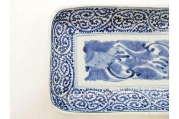 江戸期　古伊万里　染付　冨貴長春　約21cm　7.1寸　牡丹蛸唐草文　細やかで力強く描かれた文様が魅力的な長皿2枚セット(七寸一分、和食器、和皿)(R-077093)