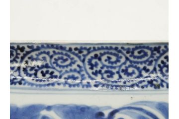 江戸期　古伊万里　染付　冨貴長春　約21cm　7.1寸　牡丹蛸唐草文　細やかで力強く描かれた文様が魅力的な長皿2枚セット(七寸一分、和食器、和皿)(R-077093)