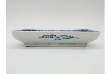 江戸期　古伊万里　染付　冨貴長春　約21cm　7.1寸　牡丹蛸唐草文　細やかで力強く描かれた文様が魅力的な長皿2枚セット(七寸一分、和食器、和皿)(R-077093)