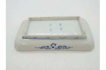 江戸期　古伊万里　染付　冨貴長春　約21cm　7.1寸　牡丹蛸唐草文　細やかで力強く描かれた文様が魅力的な長皿2枚セット(七寸一分、和食器、和皿)(R-077093)