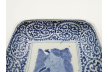 江戸期　古伊万里　染付　冨貴長春　約21cm　7寸　牡丹蛸唐草文　細やかで力強く描かれた文様が魅力的な長皿(七寸、和食器、和皿)(R-077095)