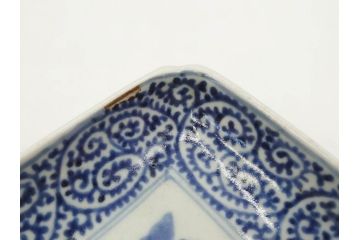 江戸期　古伊万里　染付　冨貴長春　約21cm　7寸　牡丹蛸唐草文　細やかで力強く描かれた文様が魅力的な長皿(七寸、和食器、和皿)(R-077095)
