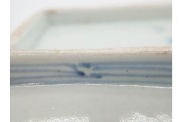江戸期　古伊万里　染付　冨貴長春　約21cm　7寸　牡丹蛸唐草文　細やかで力強く描かれた文様が魅力的な長皿(七寸、和食器、和皿)(R-077095)