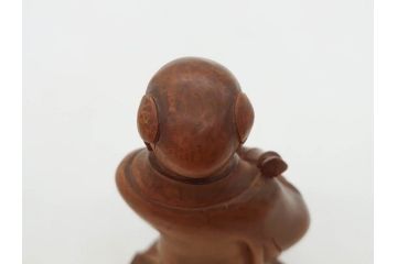 時代物　澎湖島　鄭利造　高さ22cm　木彫仙人像(台湾、中国、彫刻、置物、木製、古美術、共箱付き)(R-077098)