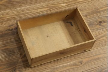 和製アンティーク　大正ロマン　栓材　素朴な佇まいが魅力的な二段重ね収納棚(ガラス戸棚、キャビネット、ガラスケース、食器棚、ブックケース、本箱)(R-077111)