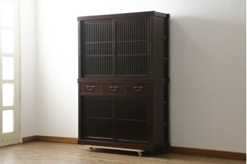 中古　美品　上質な和の空間を演出する二段重ね水屋箪笥(食器棚、茶箪笥、キャビネット、収納棚、戸棚、店舗什器)(R-077114)