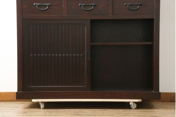 中古　美品　上質な和の空間を演出する二段重ね水屋箪笥(食器棚、茶箪笥、キャビネット、収納棚、戸棚、店舗什器)(R-077114)