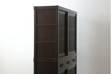中古　美品　上質な和の空間を演出する二段重ね水屋箪笥(食器棚、茶箪笥、キャビネット、収納棚、戸棚、店舗什器)(R-077114)