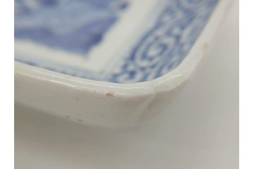 江戸期　古伊万里　染付　冨貴長春　約21cm　7寸　牡丹蛸唐草文　細やかで力強く描かれた文様が魅力的な長皿(七寸、和食器、和皿)(R-077133)