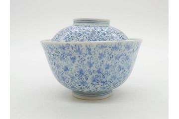 江戸期　古伊万里　微塵唐草文染付　松竹梅　約12cm　3.8寸　繊細な絵付けが見事な蓋付き茶碗3客セット(和食器、三寸八分)(R-077135)