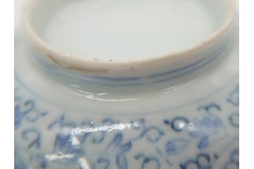 江戸期　古伊万里　微塵唐草文染付　松竹梅　約12cm　3.8寸　繊細な絵付けが見事な蓋付き茶碗3客セット(和食器、三寸八分)(R-077135)
