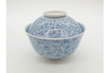 江戸期　古伊万里　微塵唐草文染付　松竹梅　約12cm　3.8寸　繊細な絵付けが見事な蓋付き茶碗3客セット(和食器、三寸八分)(R-077135)